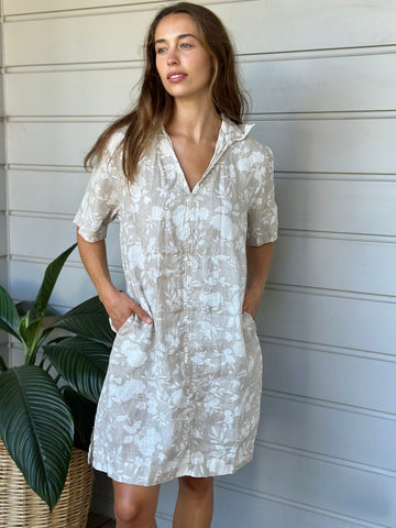 everley dress - big flower natural Apparel