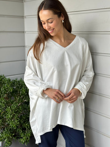 sadie slouchy sweatshirt - warm white Apparel  