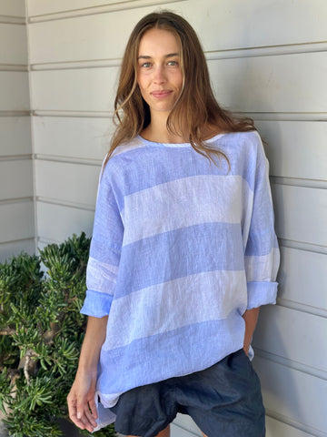 hunter top-big soft blue stripe Apparel