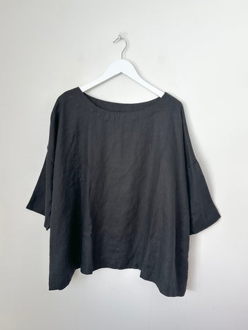 marita top - black linen Apparel