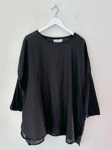 gabriella top-black Apparel