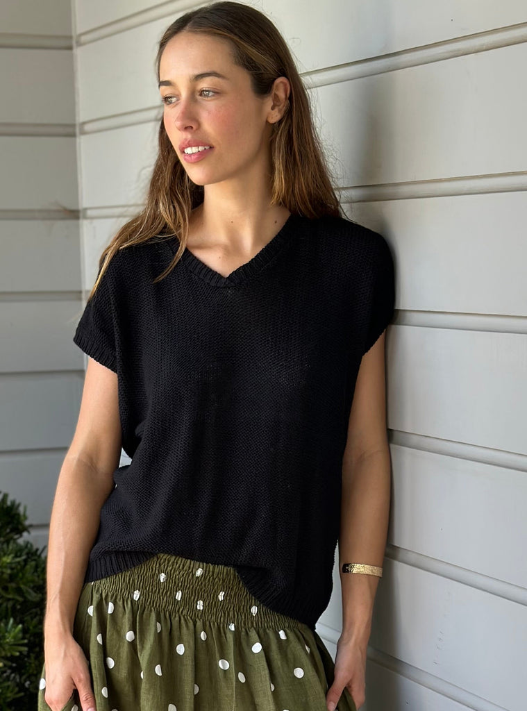 lara knit top - black cotton Apparel